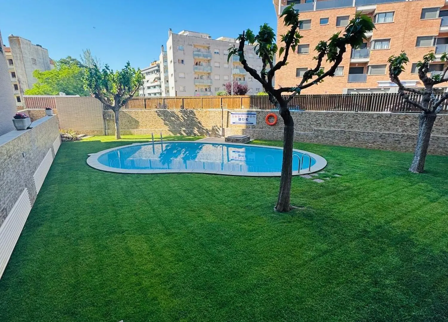 Magnifico Piso Con Piscina Y Terraza Grande Cerca De La Playa Daire Lloret de Mar İspanya
